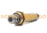 3/2 armadura neumática de la válvula electromagnética del tubo de cobre amarillo del émbolo del NC de la manera