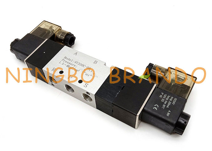 Tipo válvula electromagnética neumática de posición central de cierre de Airtac de la manera de 4V330C-08 5/3